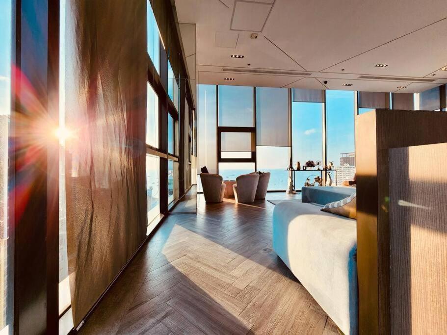 Great Location With Infinity Pool -Central Pattaya 아파트 외부 사진